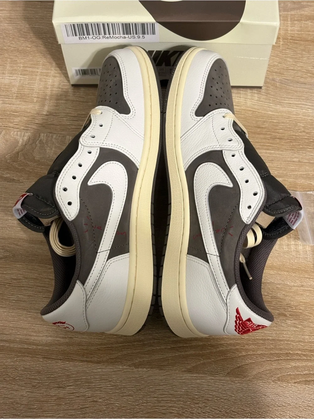 Jordan 1 low × Travis Scott Reverse Mocha